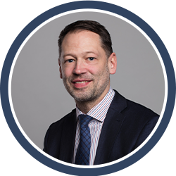 Dr Lieven Tack